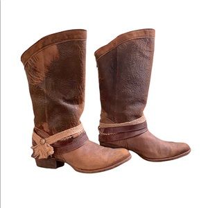 Corral Boots.  Brown Vintage Leather & Strap.  Size 10